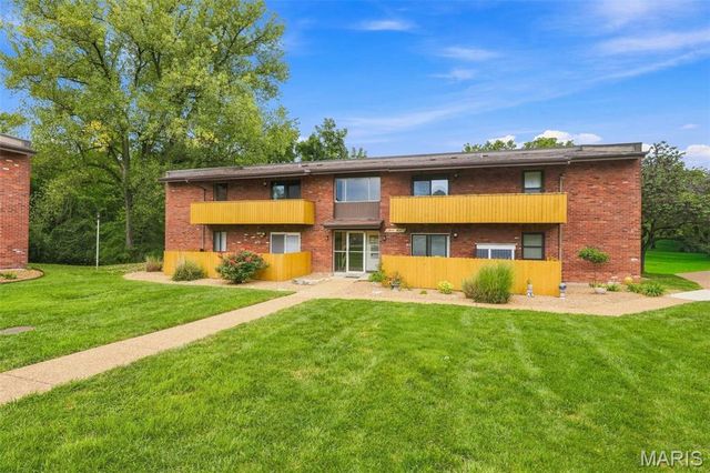 1190 Calley Drive A, St Louis, MO 63125