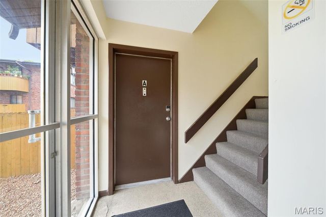 1190 Calley Drive A, St Louis, MO 63125