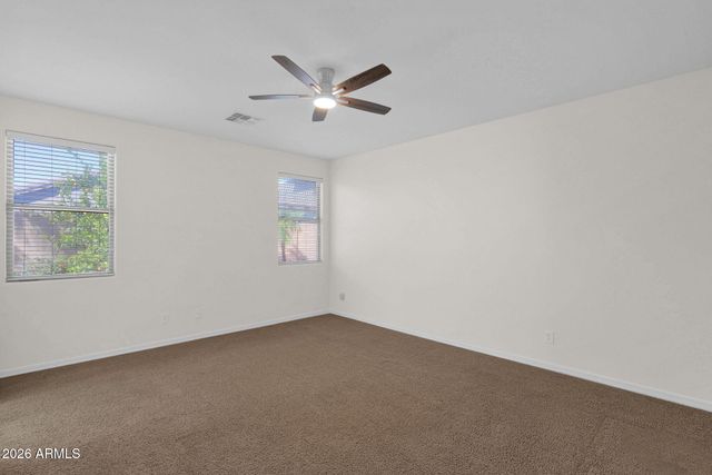 32986 N PEBBLE CREEK Drive, San Tan Valley, AZ 85143