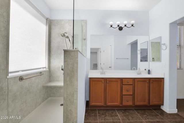 32986 N PEBBLE CREEK Drive, San Tan Valley, AZ 85143