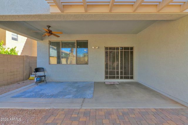 32986 N PEBBLE CREEK Drive, San Tan Valley, AZ 85143