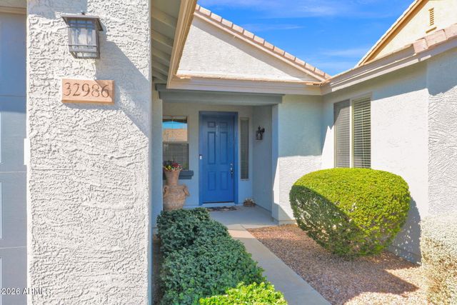 32986 N PEBBLE CREEK Drive, San Tan Valley, AZ 85143