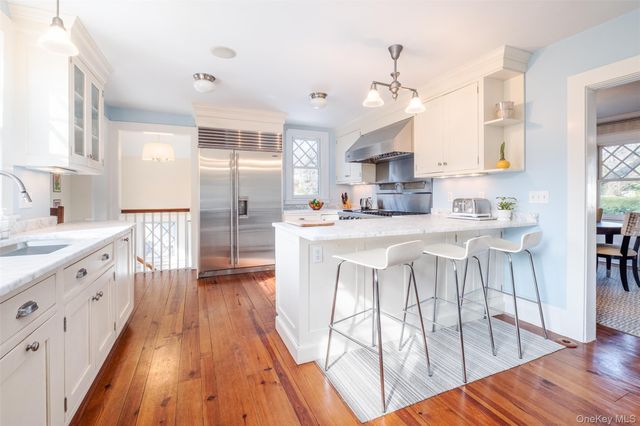 18 Vine Street, Bronxville, NY 10708