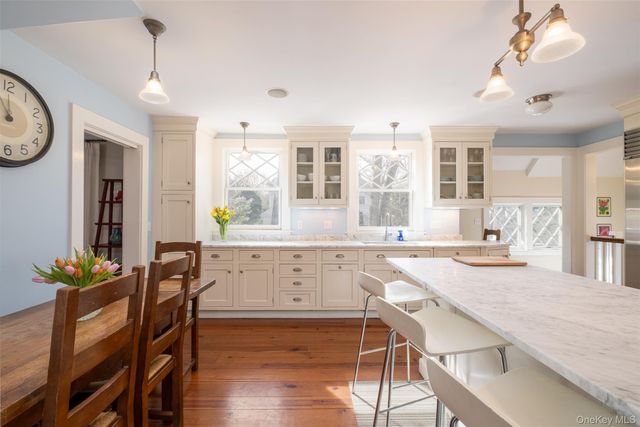 18 Vine Street, Bronxville, NY 10708