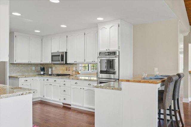 16731 Alioto Dr, Grass Valley, CA 95949