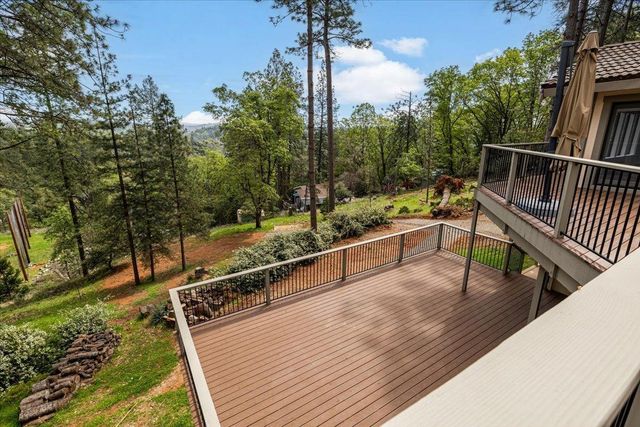 16731 Alioto Dr, Grass Valley, CA 95949