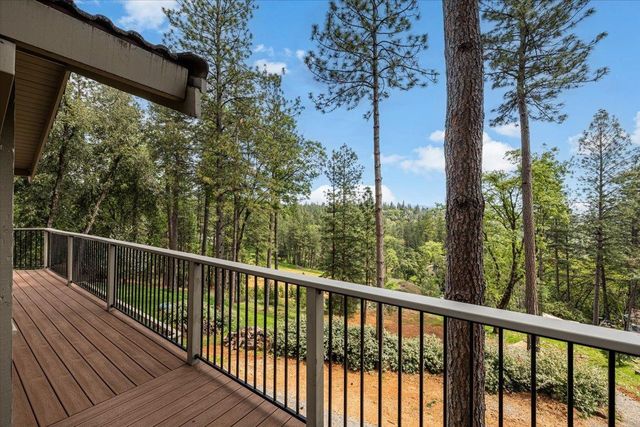 16731 Alioto Dr, Grass Valley, CA 95949