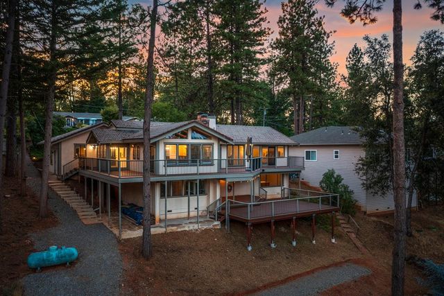 16731 Alioto Dr, Grass Valley, CA 95949