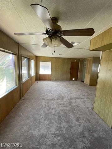 5000 Royal Avenue, Las Vegas, NV 89103