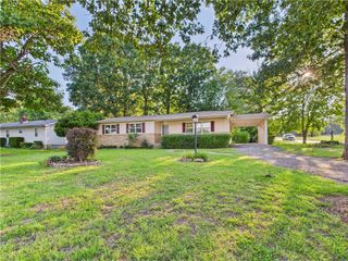 102 Mockingbird Street, Harrison, AR 72601
