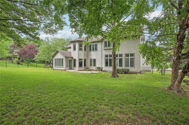 12909 Maple Street, Overland Park, KS 66209