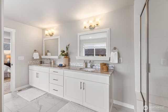 4022 215 Pl SE, Bothell, WA 98021