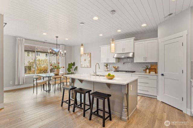 4022 215 Pl SE, Bothell, WA 98021