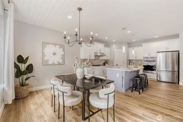 4022 215 Pl SE, Bothell, WA 98021