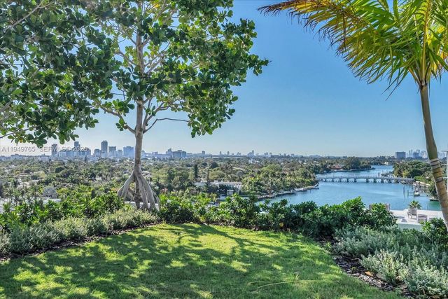 9201 E Bay Harbor Dr UPH02, Bay Harbor Islands, FL 33154