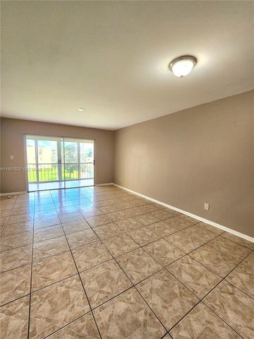 6020 NW 64th Avenue 307, Tamarac, FL 33319