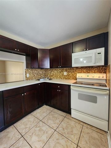 6020 NW 64th Avenue 307, Tamarac, FL 33319