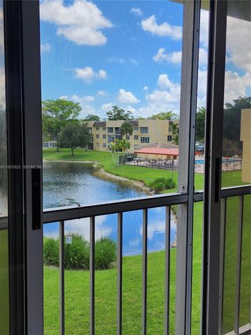 6020 NW 64th Avenue 307, Tamarac, FL 33319