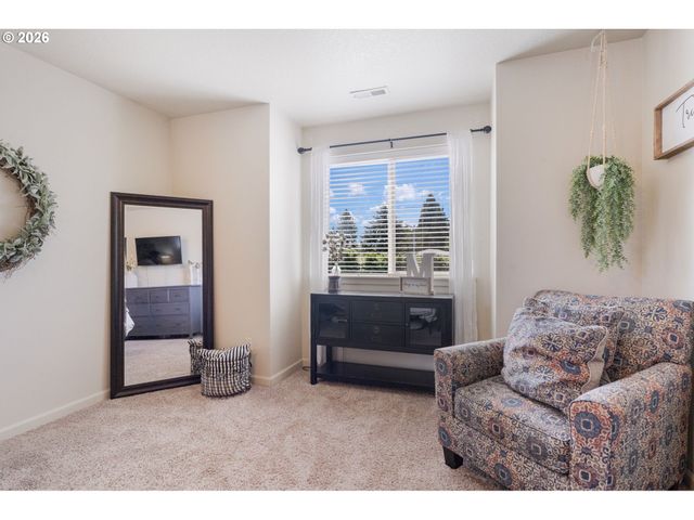 735 GARDEN Ct, Molalla, OR 97038