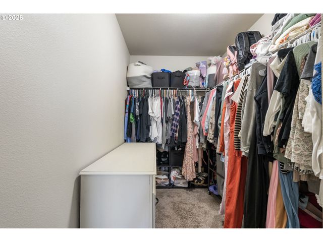 735 GARDEN Ct, Molalla, OR 97038