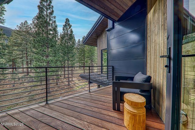 64 Boulders Bend, Carson City, NV 89705