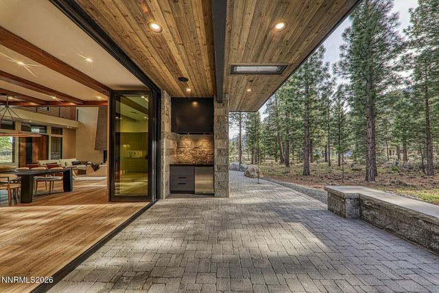 64 Boulders Bend, Carson City, NV 89705