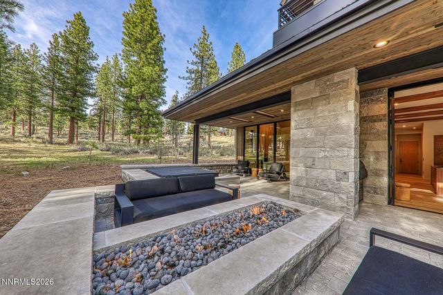 64 Boulders Bend, Carson City, NV 89705