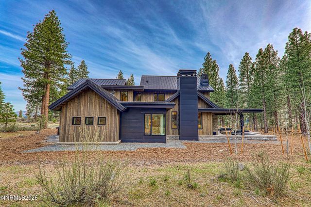 64 Boulders Bend, Carson City, NV 89705