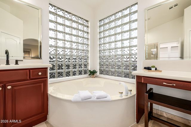 5544 E HELENA Drive, Scottsdale, AZ 85254