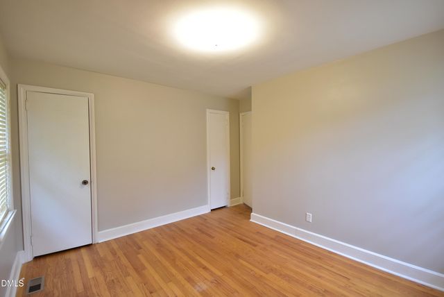 1011 S 1st Street, Smithfield, NC 27577