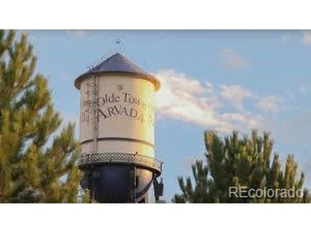6026 Parfet St, Arvada, CO 80004