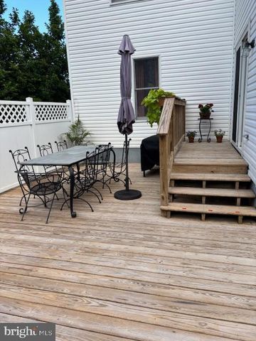 1014 SHADOWSTONE DR, Lancaster, PA 17603