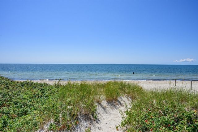 780 Craigville Beach Road D2, Barnstable, MA 02632