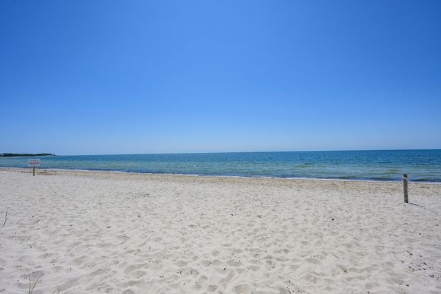 780 Craigville Beach Road D2, Barnstable, MA 02632