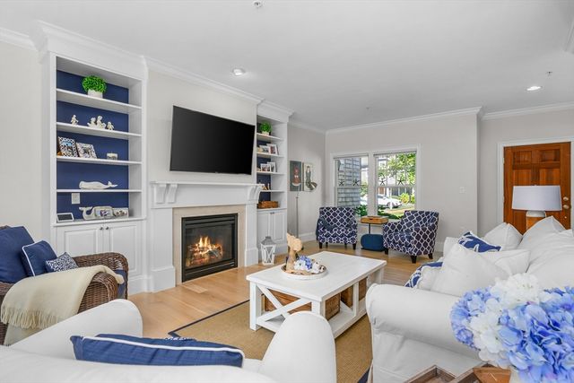 780 Craigville Beach Road D2, Barnstable, MA 02632