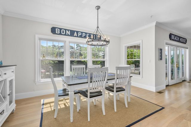 780 Craigville Beach Road D2, Barnstable, MA 02632