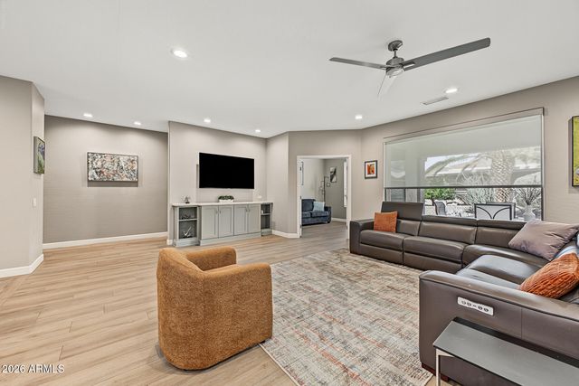 15134 W ROUNDERS Drive, Surprise, AZ 85374