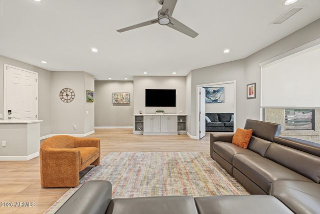 15134 W ROUNDERS Drive, Surprise, AZ 85374
