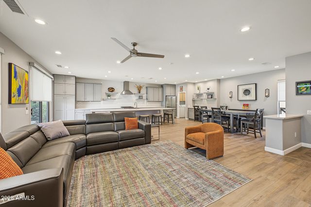15134 W ROUNDERS Drive, Surprise, AZ 85374
