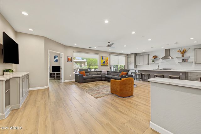 15134 W ROUNDERS Drive, Surprise, AZ 85374