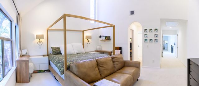 110 Sugarberry Circle, Houston, TX 77024