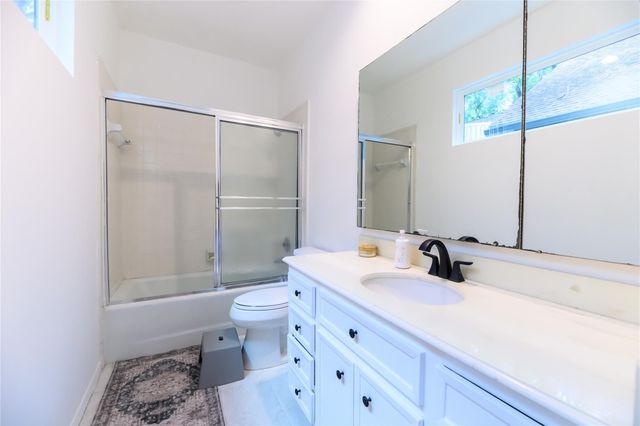 110 Sugarberry Circle, Houston, TX 77024