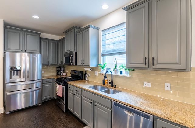 716 Bernstein ST 5, Austin, TX 78745