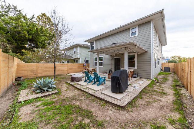 716 Bernstein ST 5, Austin, TX 78745