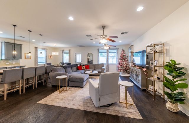 716 Bernstein ST 5, Austin, TX 78745