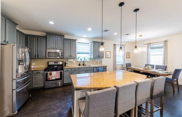 716 Bernstein ST 5, Austin, TX 78745
