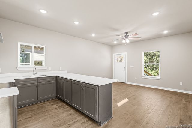 847 Porter St, San Antonio, TX 78210