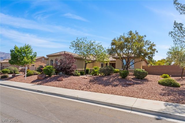 8370 Unicorn Street, Las Vegas, NV 89131