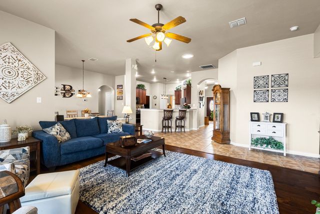 208 Cascade Valley Drive, Fate, TX 75087