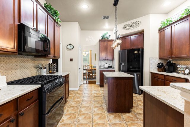 208 Cascade Valley Drive, Fate, TX 75087